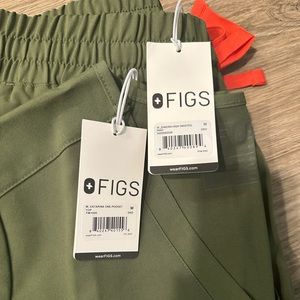 Figs Scrub Set Limited Color Dark Olive